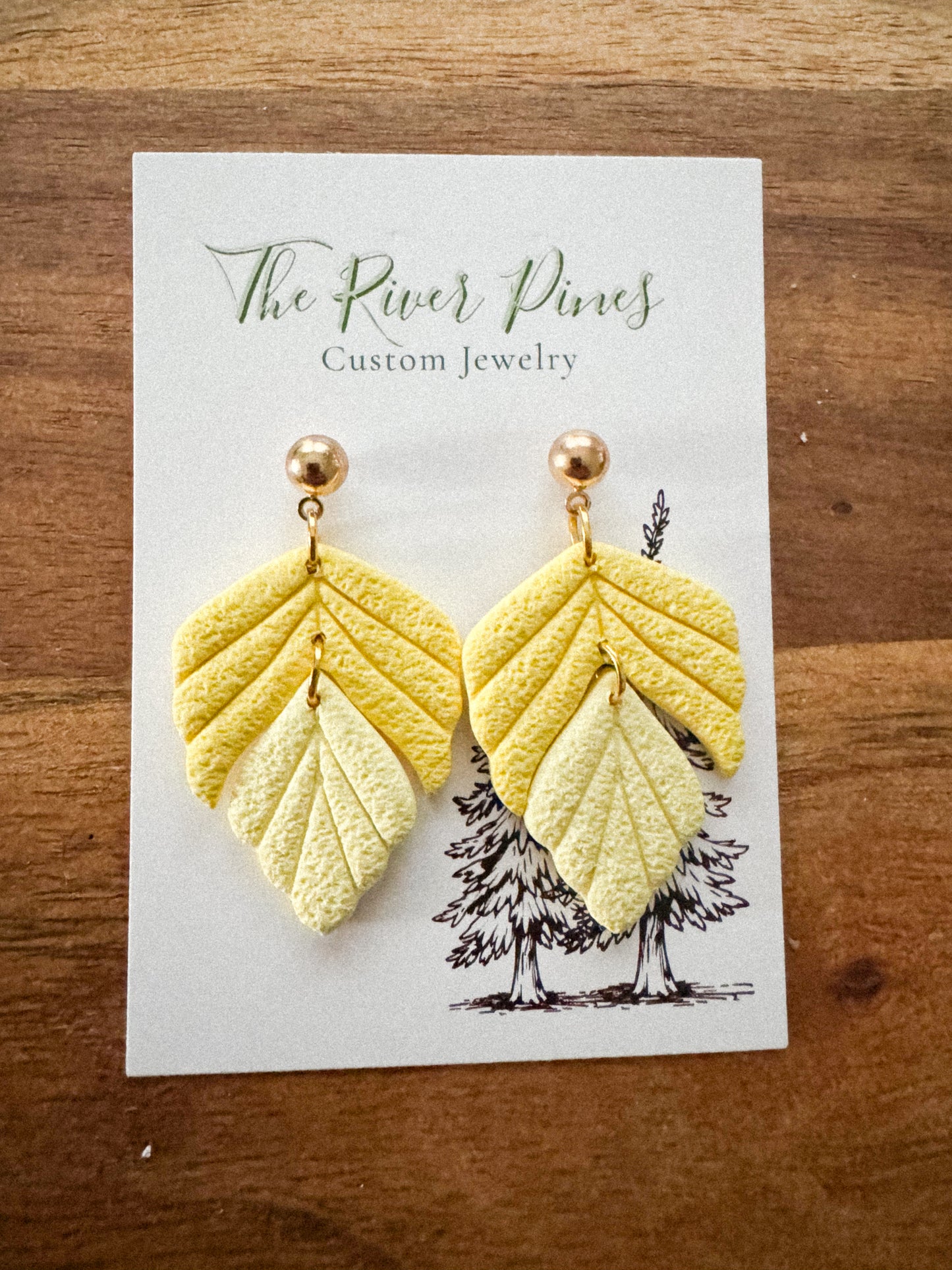 Boho Feathers in Shades of Yellow